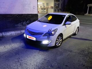 2016 Hyundai Solaris I Рестайлинг, белый, 650000 рублей, вид 1