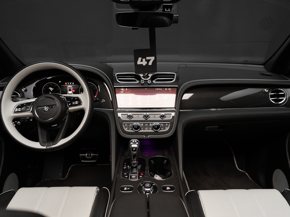 2022 Bentley Bentayga I Рестайлинг, белый, 24900000 рублей - вид 15