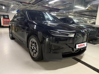 2022 BMW iX xDrive40 I (I20), чёрный, 6500000 рублей, вид 1