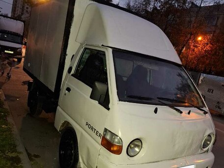 2011 Hyundai Porter, белый, 389999 рублей, вид 5