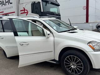 2012 Mercedes-Benz GL-Класс 450 I (X164) Рестайлинг, белый, 1800000 рублей, вид 4