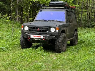 1989 Mitsubishi Pajero I, чёрный, 1000000 рублей, вид 3
