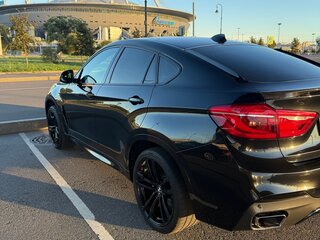 2018 BMW X6 40d II (F16), чёрный, 5200000 рублей, вид 2