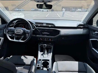 2023 Audi Q3 35 TFSI II (F3), серебристый, 2400000 рублей, вид 2