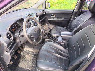 2009 Kia Carens II (UN), фиолетовый, 650000 рублей, вид 5