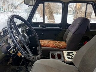 2000 УАЗ 315142, зелёный, 320000 рублей, вид 4
