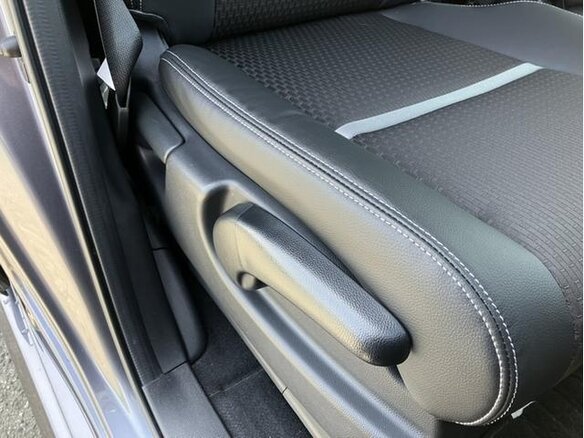 2021 Honda Stepwgn Spada V Рестайлинг, серебристый - вид 32