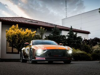 2024 Aston Martin Valour, оранжевый, 250000000 рублей, вид 1