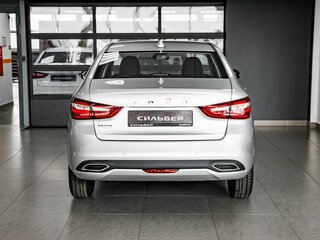 2026 Lada (ВАЗ) Vesta I Рестайлинг (NG), серебристый, 1601000 рублей, вид 4