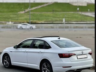 2020 Volkswagen Jetta 6-speed VII, белый, 1900000 рублей, вид 3