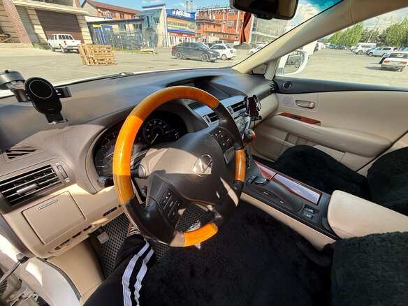2010 Lexus RX 350 III, белый, 1850000 рублей - вид 7