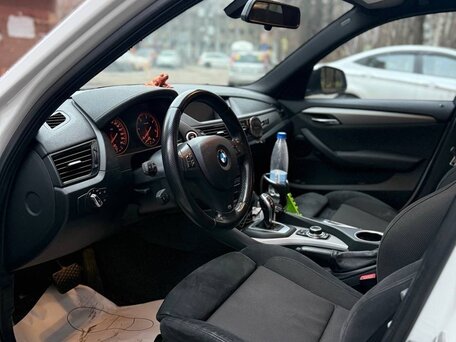 2014 BMW X1 20d I (E84) Рестайлинг, белый, 2099000 рублей, вид 5
