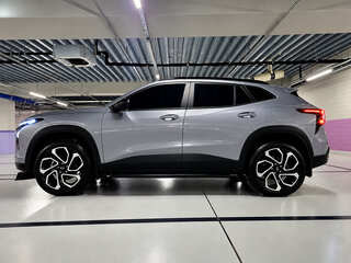 2023 Chevrolet Trax II, серый, 1650000 рублей, вид 4