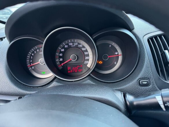 2010 Kia Cerato 4-speed II, серый, 445000 рублей - вид 7