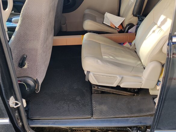 2008 Chrysler Voyager Grand V, чёрный, 2000000 рублей - вид 6