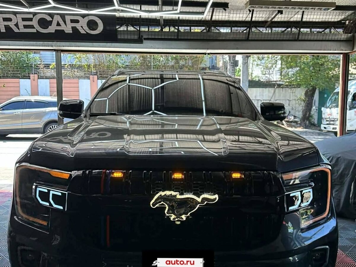 Открыть фотографии: Ford Everest III