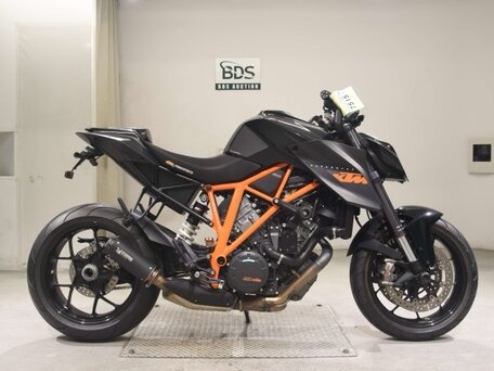 2016 KTM 1290 Super Duke R, чёрный, 850000 рублей, вид 2