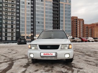2000 Subaru Forester I Рестайлинг, белый, 600000 рублей, вид 3