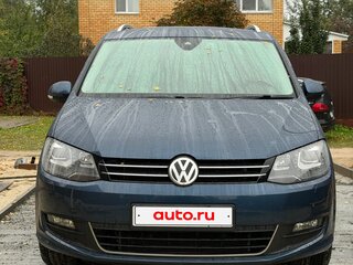 2015 Volkswagen Sharan II Рестайлинг, синий, 1740000 рублей, вид 4