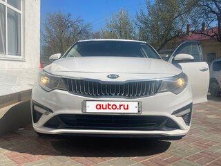 2018 Kia Optima IV Рестайлинг, белый, 1250000 рублей, вид 5