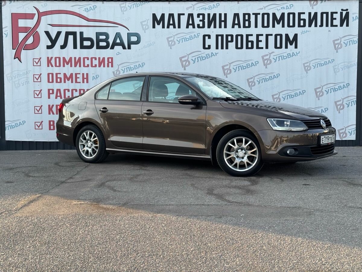 Открыть фотографии: Volkswagen Jetta VI