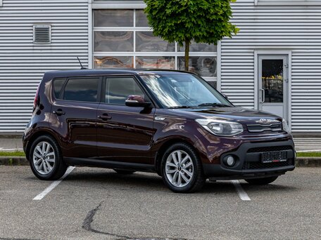 2018 Kia Soul II Рестайлинг, коричневый, 1369000 рублей, вид 3
