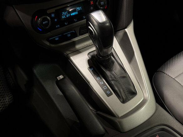 2013 Ford Focus III, синий, 760000 рублей - вид 9