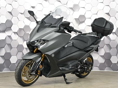 2021 Yamaha TMAX, серый, 999000 рублей, вид 2