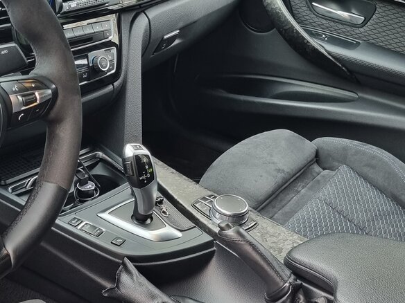 2017 BMW 3 серии 320i xDrive VI (F3x) Рестайлинг, белый, 2250000 рублей - вид 9