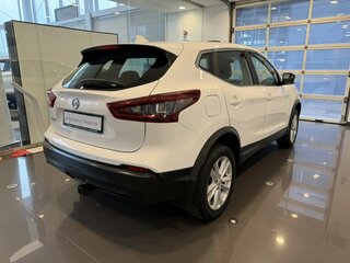 2020 Nissan Qashqai II Рестайлинг, белый, 1799000 рублей, вид 4