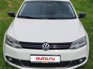 2013 Volkswagen Jetta VI, белый, 1000000 рублей, вид 1