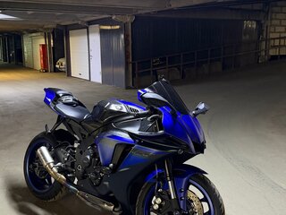 2024 Yamaha YZF-R1, синий, 2170000 рублей, вид 4