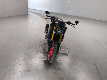 2023 BMW G 310 R, чёрный, 350000 рублей, вид 2