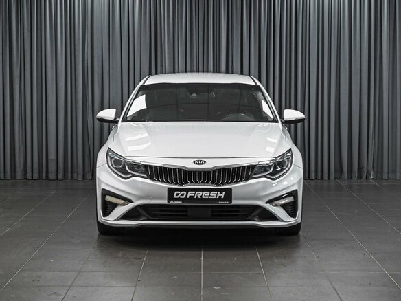 2019 Kia Optima IV Рестайлинг, белый - вид 2