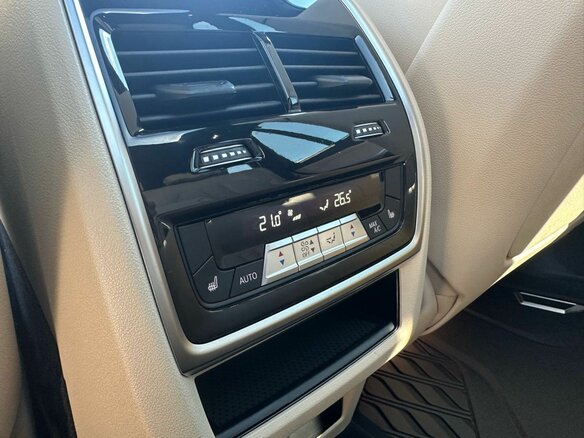 2021 BMW X5 40i IV (G05/G18), белый, 8590000 рублей - вид 29