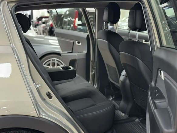 2014 Kia Sportage III Рестайлинг, серебристый, 995000 рублей - вид 13