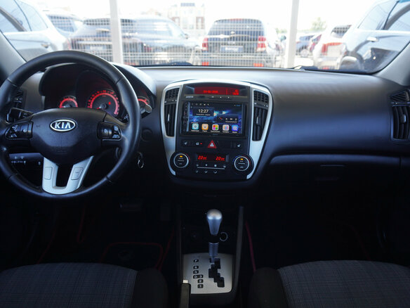 2011 Kia Ceed I Рестайлинг, красный - вид 11