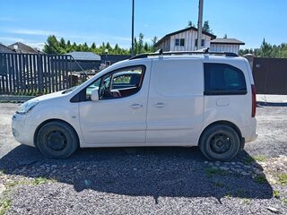 2012 Citroen Berlingo II Рестайлинг, белый, 399999 рублей, вид 4