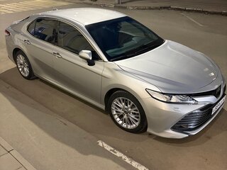 2020 Toyota Camry VIII (XV70), серый, 3600000 рублей, вид 1
