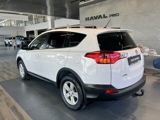 2014 Toyota RAV4 IV (XA40), белый, 1895000 рублей, вид 2