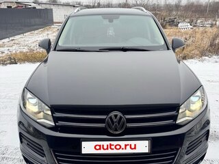 2014 Volkswagen Touareg II, чёрный, 2150000 рублей, вид 2