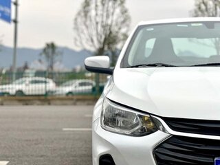 2021 Chevrolet Cruze II, белый, 1000000 рублей, вид 4