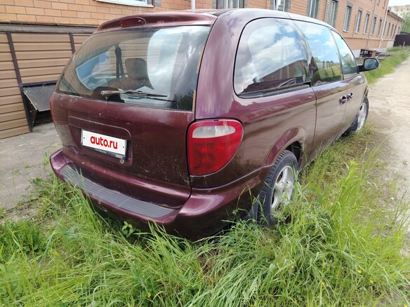 2001 Dodge Caravan Grand IV, пурпурный, 300000 рублей