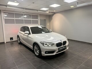 2018 BMW 1 серии 118i II (F20/F21) Рестайлинг 2, белый, 2110000 рублей, вид 3