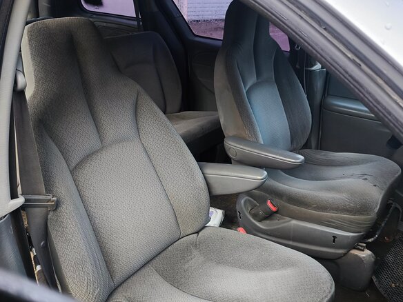 2005 Dodge Caravan 4-speed IV, серый, 490000 рублей - вид 20