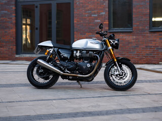 2020 Triumph Thruxton, серебристый, 1350000 рублей, вид 3