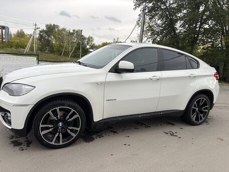 2010 BMW X6 35i 6-speed I (E71), белый, 1850000 рублей, вид 1