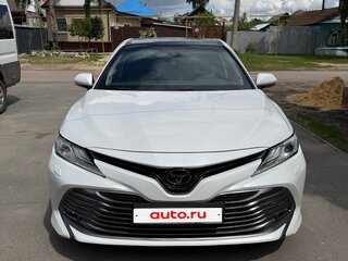 2020 Toyota Camry VIII (XV70), белый, 2850000 рублей, вид 2