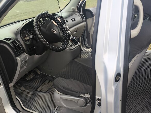 2008 Kia Carnival Grand II, серый, 1000000 рублей - вид 10