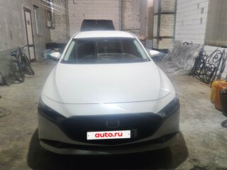 2018 Mazda 3 III (BM) Рестайлинг, белый, 1650000 рублей, вид 2
